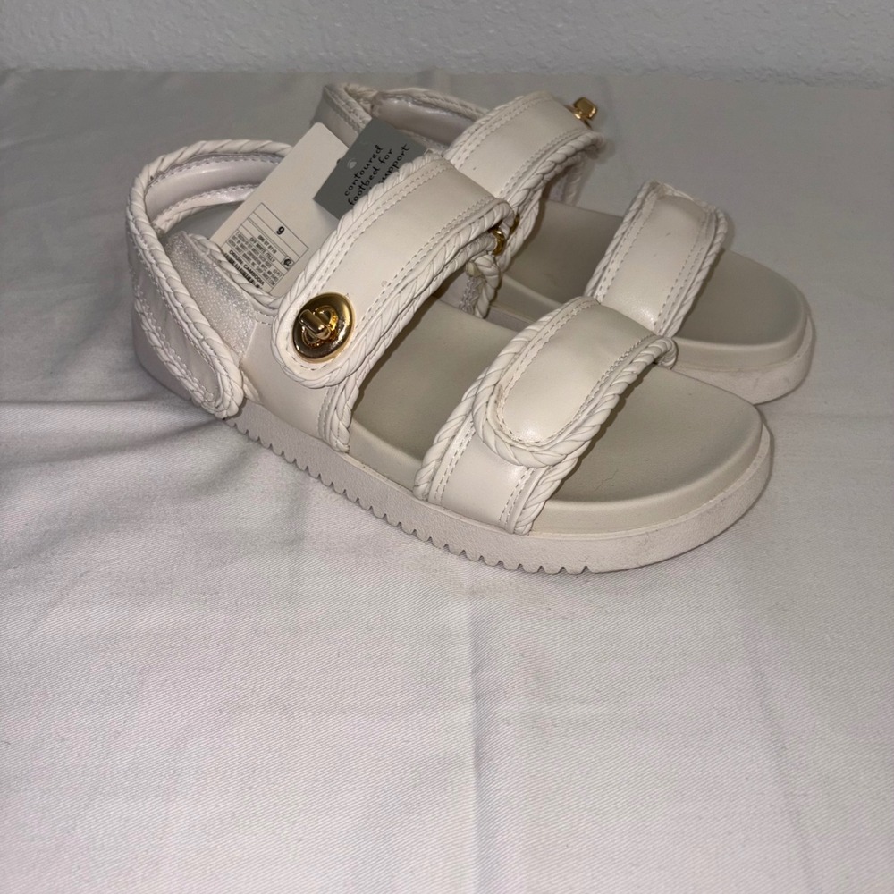 A New Day Women White Comfort Footbed Platform Sandals Size‎ 9